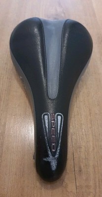 WTB Speed 5 Titantium Sattel in Schwarz/Weiß/Rot/Silber/Blau GEBRAUCHT