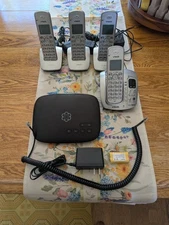 OOMA Telo VOIP base with 4-phone VTech Dect 6.0 Phone System
