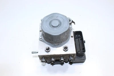 MERCEDES-BENZ A W176 ABS Hydraulikeinheit Pumpe A0004313700 1.6 Benzin 90kw 2018 - Bild 1 von 4