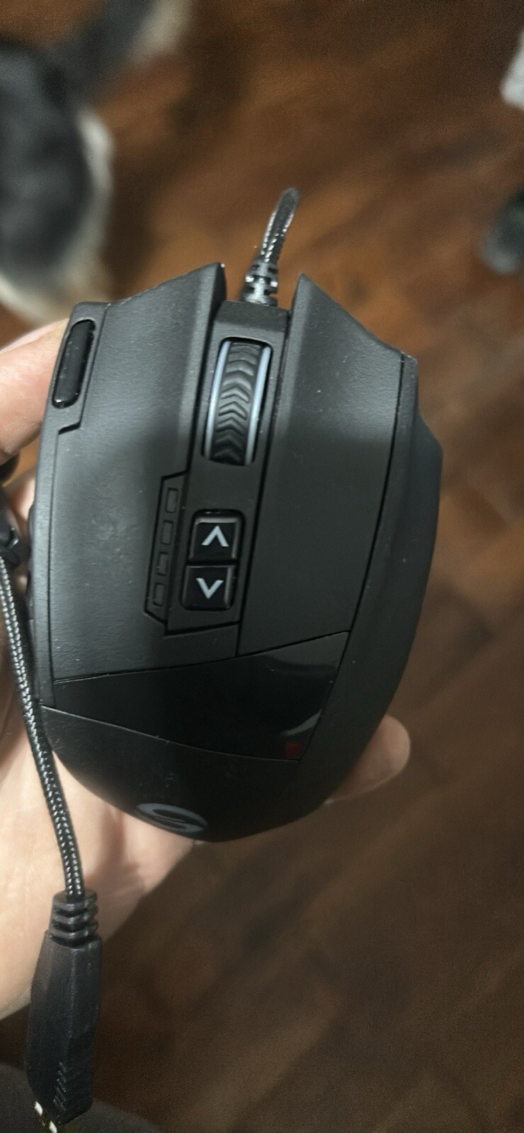 High-Performance Gaming Mouse for Precision and Speed-image