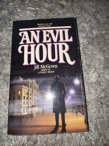 Pile Great Books To Read 24 Books BB13 - Picture 3 of 24