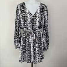 Express Dress Small White Black Reptile Snake Elastic Waist V-Neck Long Sleeve