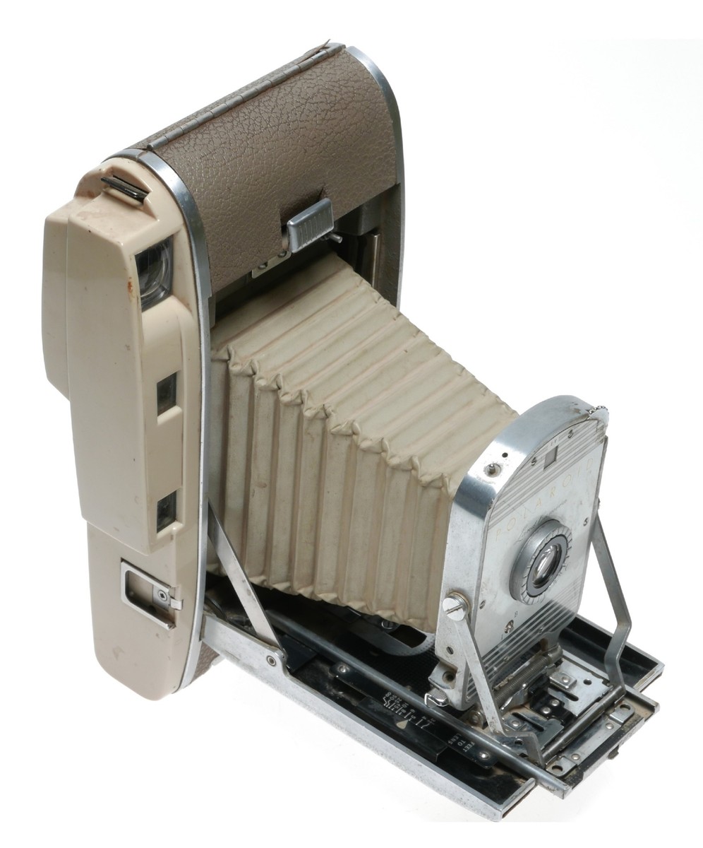 Polaroid 800 Land Folding Type 40 Instant Roll Film Camera