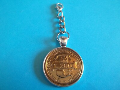 ITALIEN 200 LIRA MÜNZE - ANHÄNGER / CHARM IM SILBERGEHÄUSE - 1996 - 30. GEBURTSTAG