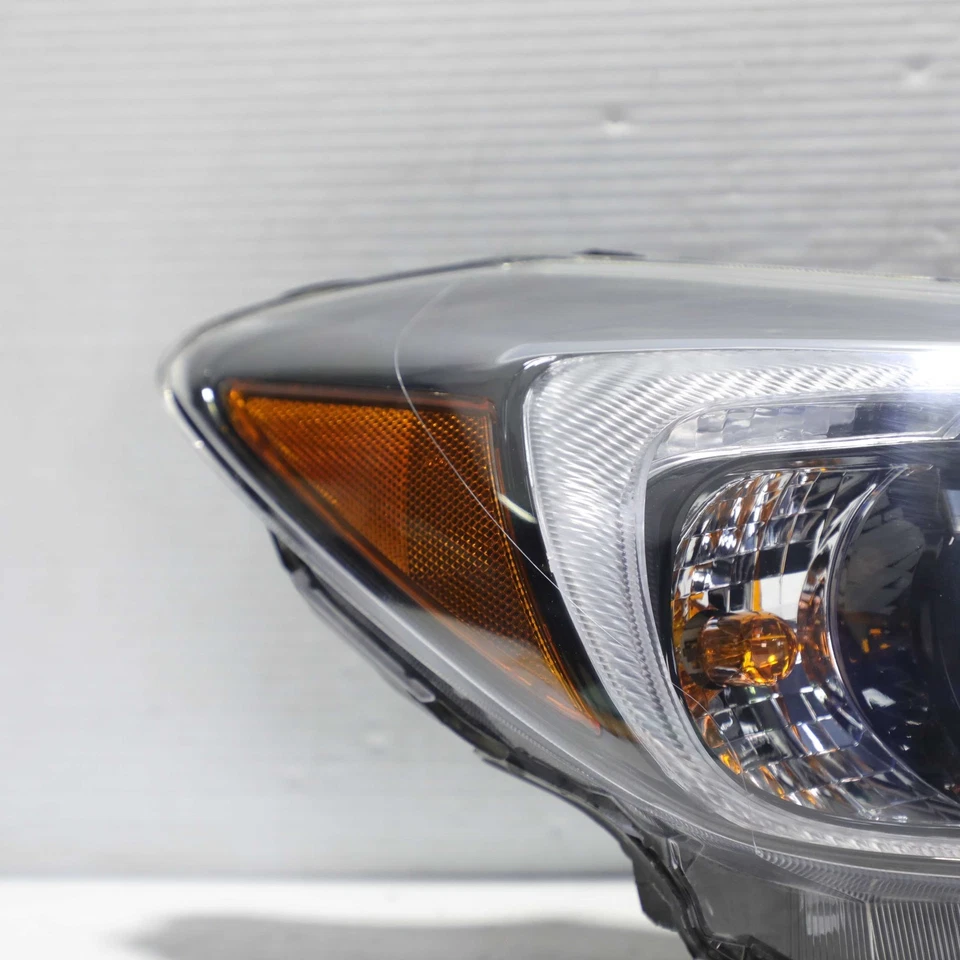 Conjunto de faros halógenos laterales derechos Subaru Crosstrek 2012-2016 OEM 84001FJ320 Foto 3 de 4