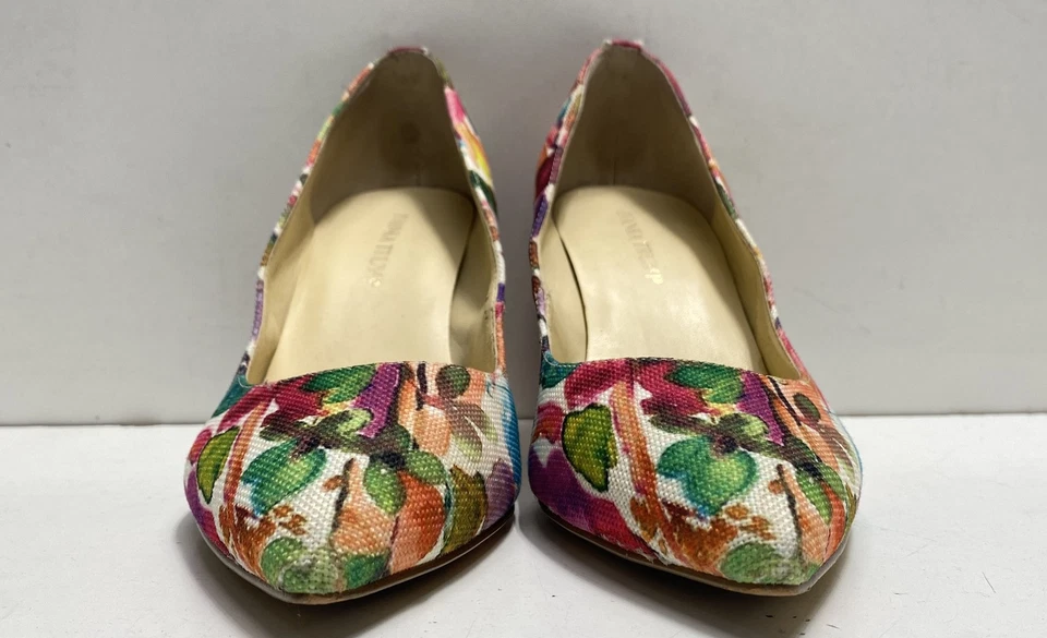 Bomba floral para mujer Ivanka Trump talla 9,5 Foto 2 de 4