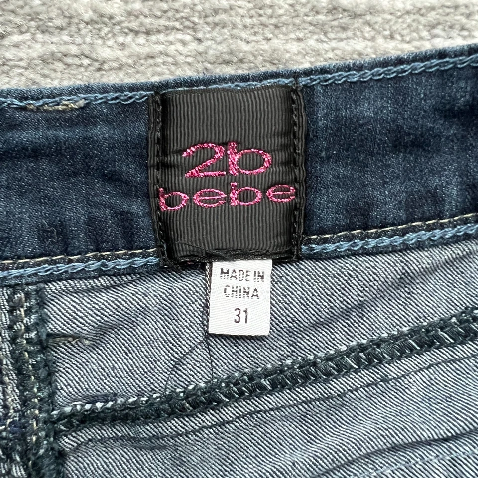 Pantalones cortos Bebe talla 31 para mujer con puños azules denim Foto 3 de 4