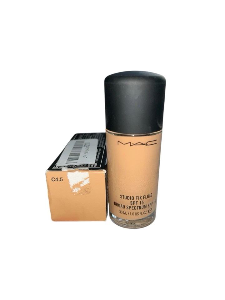 NWB MAC Studio Fix Foundation SPF 15 C4.5 A90 - Image 2 of 4
