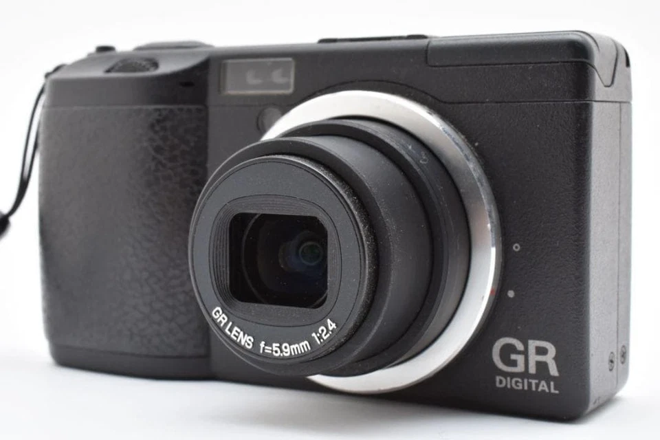 Ricoh GR Digital 1st Gen Compact Camera 8MP Silver Ring Tested from Japan - Image 2 of 4