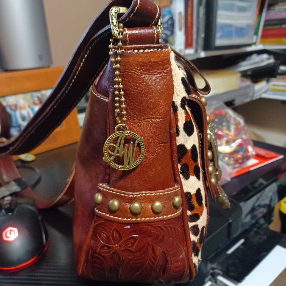 Cartera de cuero American West - estampado de guepardo Foto 2 de 4