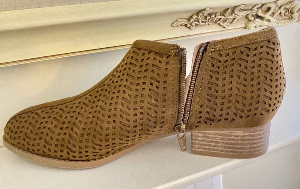 Botines City Classified para mujer década talla 8 Foto 2 de 4