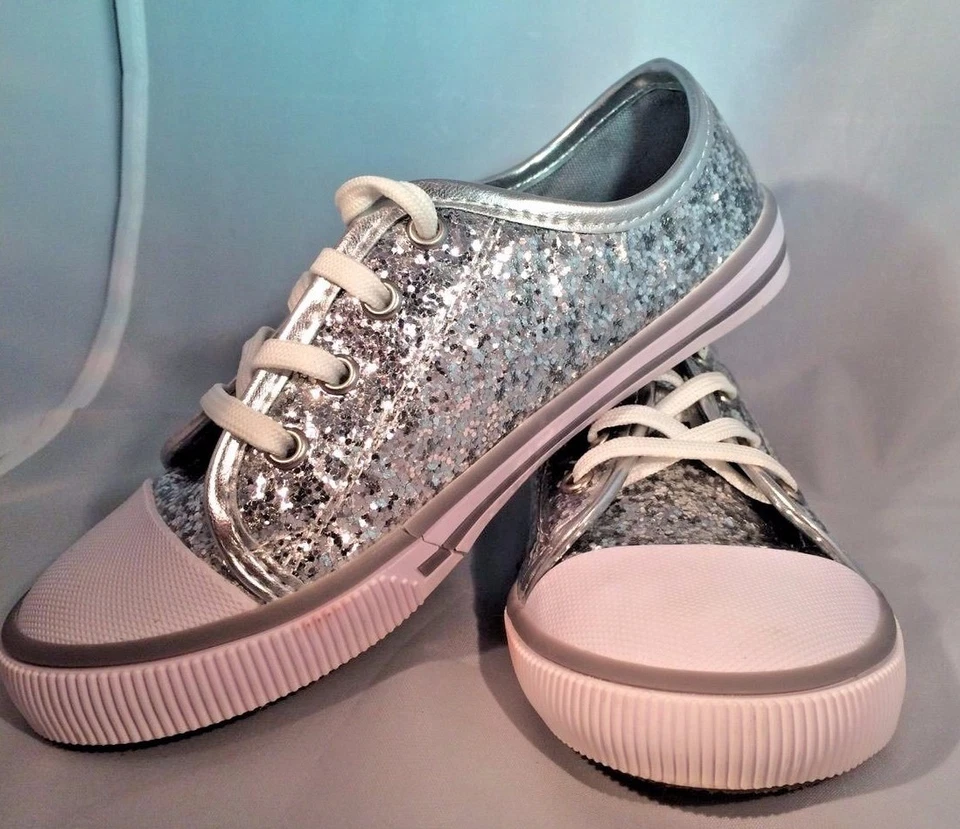  Tênis prata glitter Kenneth Cole Reaction novo na caixa meninas tamanho 11 M - Imagem 3 de 3