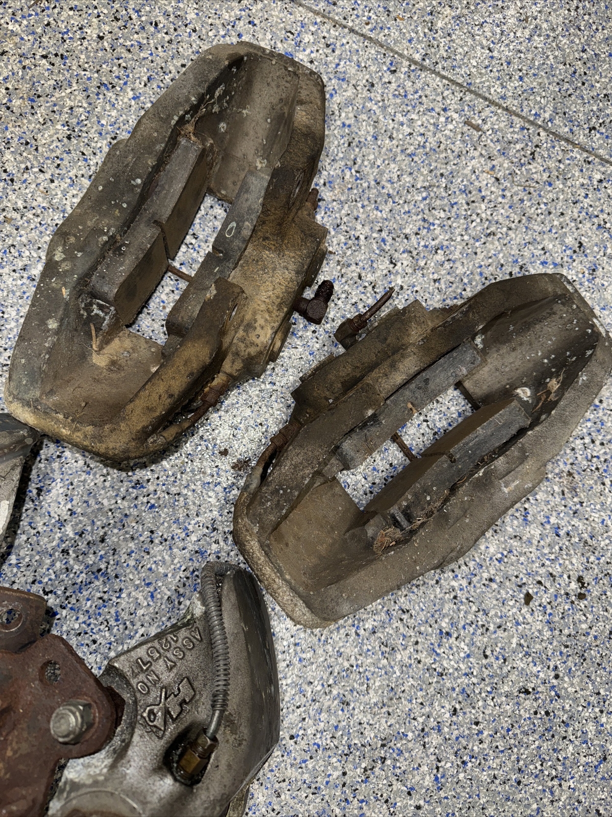 Set Of 4 Vintage Hurst Airheart Disc 4Piston Brake Calipers Hats