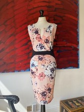 Beautiful Floral Pencil Dress Size 12-14 Colourful