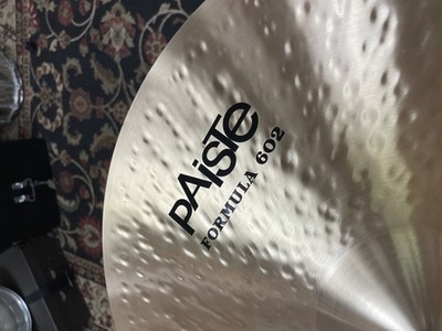 DEMO OF EXACT - Paiste 18 Formula 602 Modern Essentials Crash - 1459g