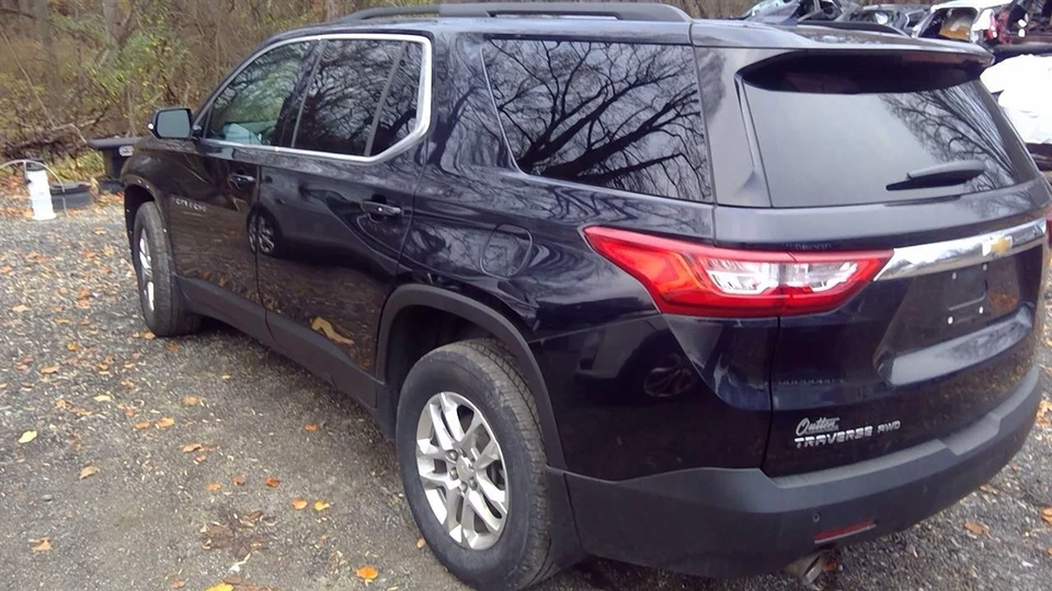 Used Windshield Wiper Motor fits: 2020 Chevrolet Traverse Grade B - Image 2 of 4