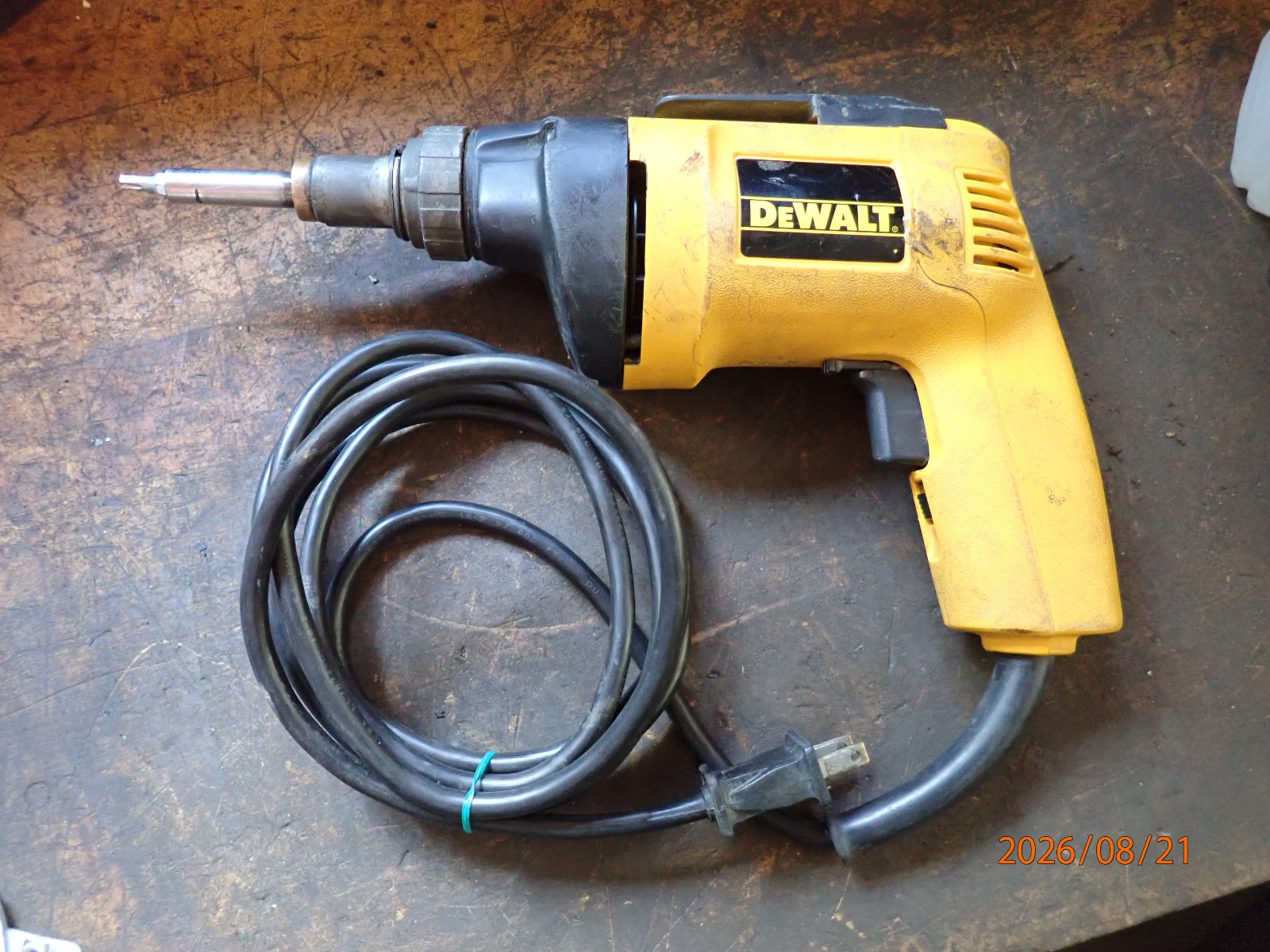 OLDER DEWALT DW254 DECK / DRYWALL SCREW GUN SCREWDRIVER MISSING DEPTH STOP