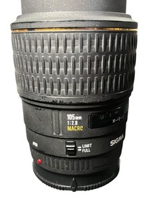 Sigma 105mm f/2.8 EX DG Macro Lens for Nikon F Mount