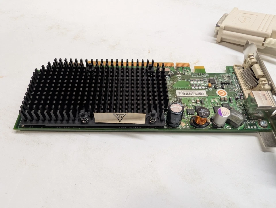 Dell ATI Radeon X1300 256MB PCI-E Graphics Card 0GJ501 2x DVI w/ Cable Adapter - Image 4 of 4
