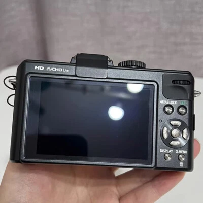 Panasonic LUMIX DMC-LX5 10.1MP 3.8X Optical Zoom Digital Camera