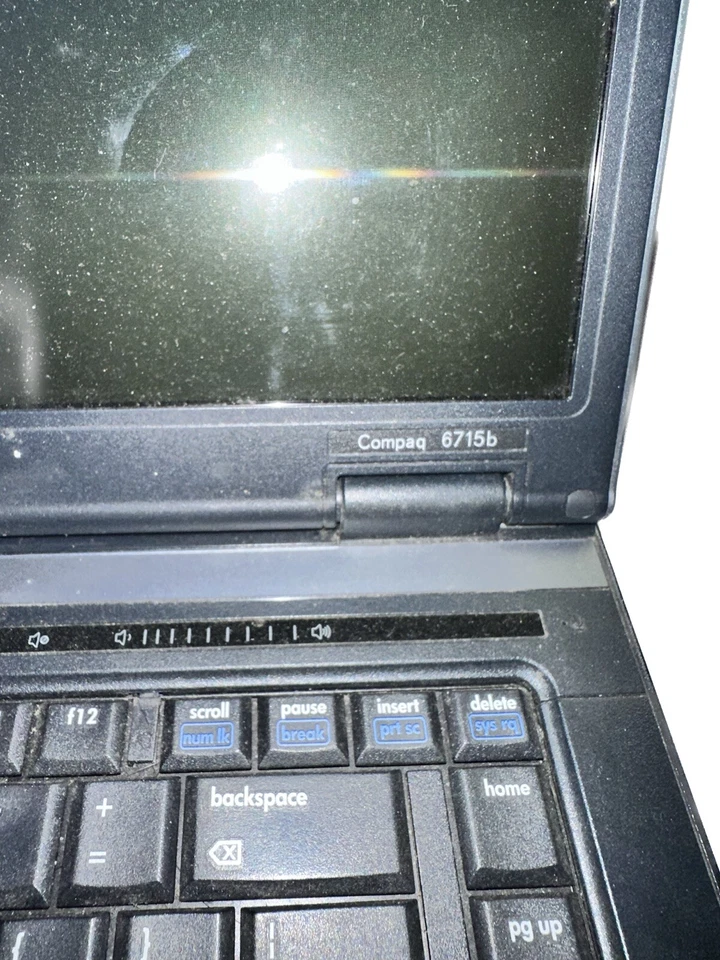 HP Compaq 6715b 15.4" Laptop AMD Turion 64 x2 2GB Ram - No HDD - Image 3 of 4