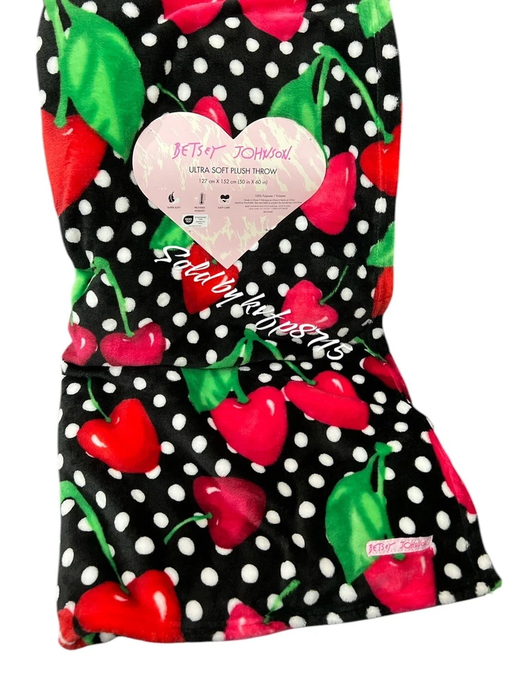 Manta Betsey Johnson 50x60 Día de San Valentín Corazón Cereza Lunares Elegante Foto 2 de 3