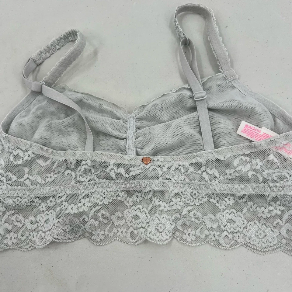Sujetador Bralette Rosa Por Victoria's Secret Encaje Talla M Gris Claro Deslumbrado Pullover Foto 2 de 4