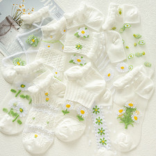 Women's Summer Boat Socks Ultra-thin Breathable Lace Hollowed Out Ice Silk Socks