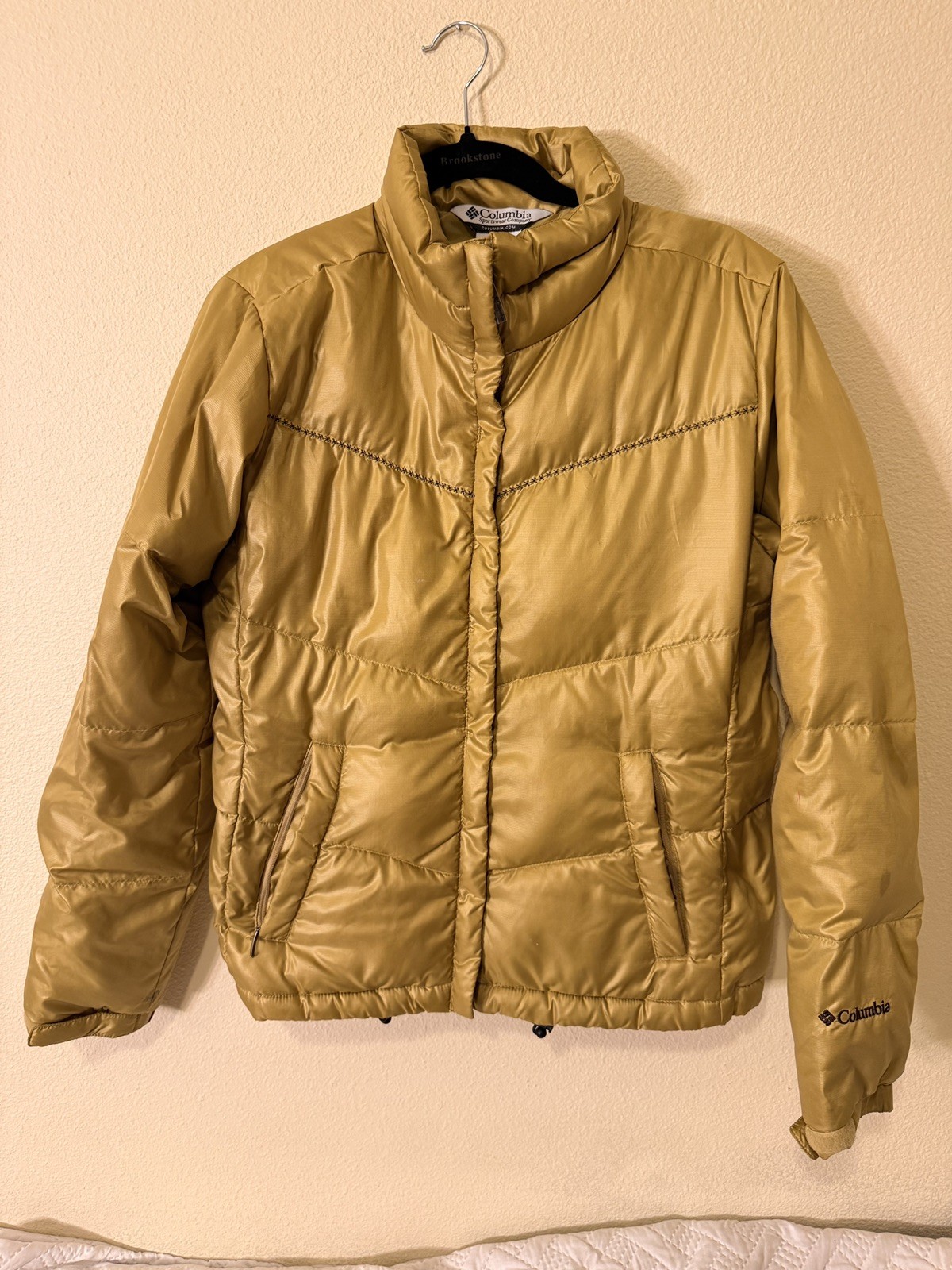 Columbia Down Puffer Jacket Womens Size: M Gold Insulated Winter