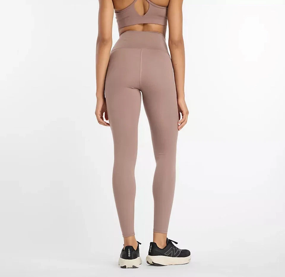 Legging New Balance NUEVO CON ETIQUETAS 27” tiro alto Harmony mantequilla suave para mujer talla pequeña Foto 3 de 4