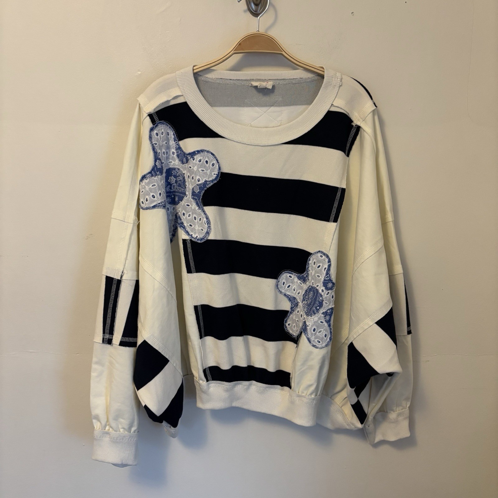 Bibi Patchwork Oversized Sweatshirt Doleman Sleev… - image 1