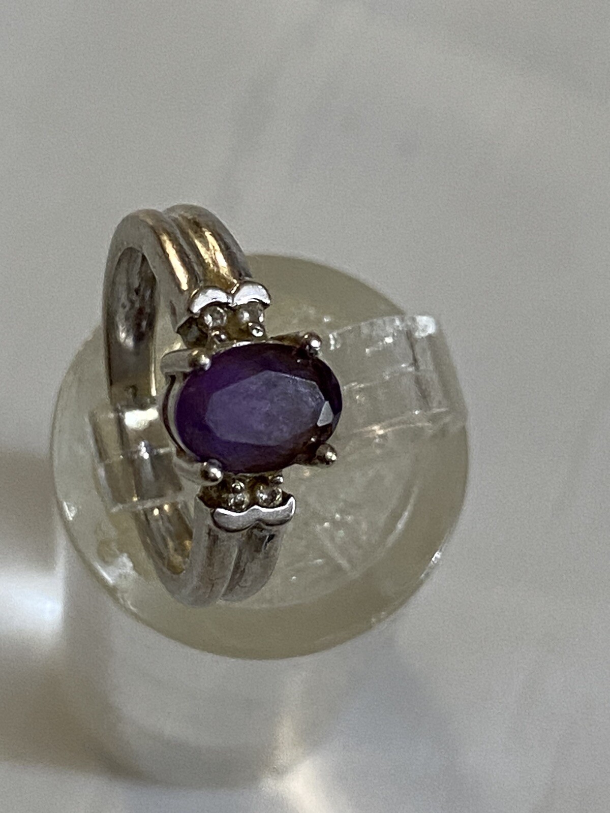 Vintage 9ct Solid White Gold Ruby Ring For Toddler - image 7