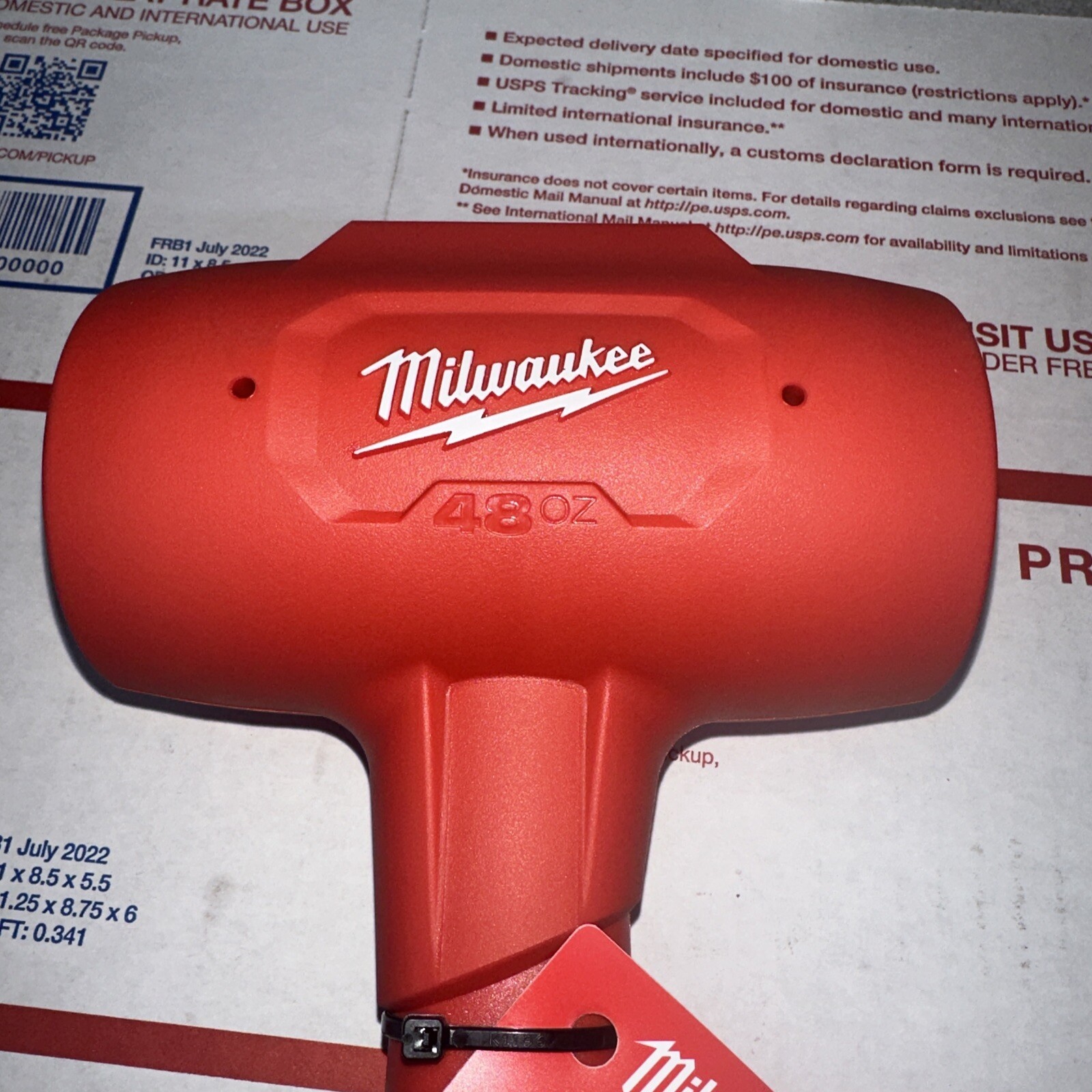 Milwaukee 48 Oz. Dead Blow Hammer Durable Reinforced Anti Slip Handle