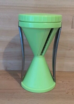 Crofton Spiral Vegetable Slicer Veggheti TURN VEGGIES INTO PASTA Noodles Used