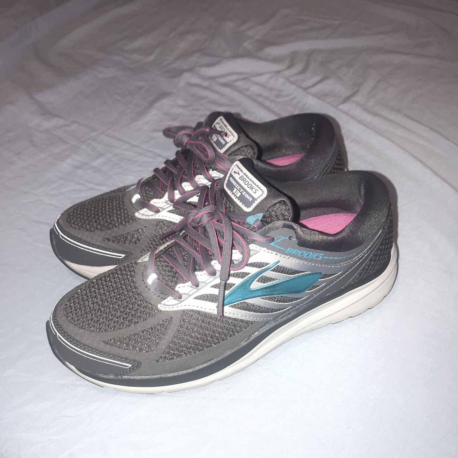 brooks womens shoes size 11