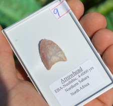 HIGH GRADE PREHISTORIC/ NEOLITHIC FLINT ARROW HEAD, STONE AGE TOOL SAHARAN #9