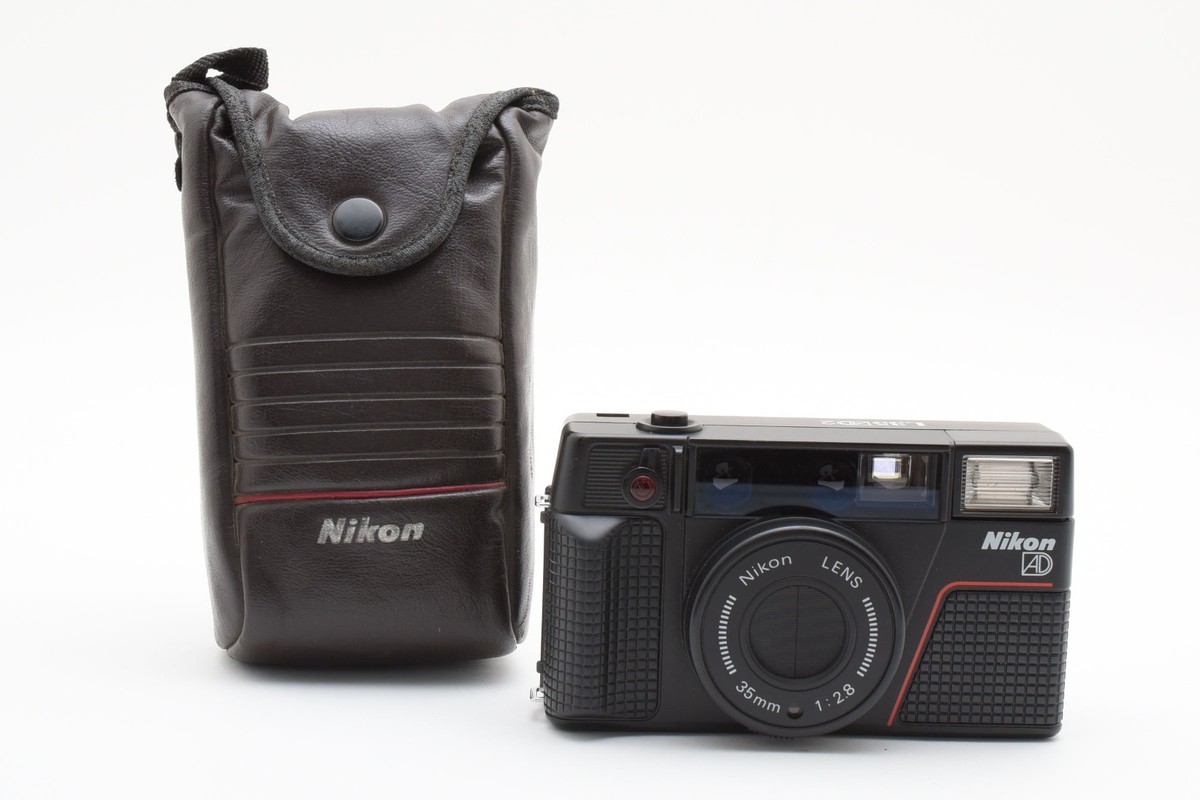 MINT w/Case] Nikon L35 AD2 Point Shoot 35mm Black Film Camera