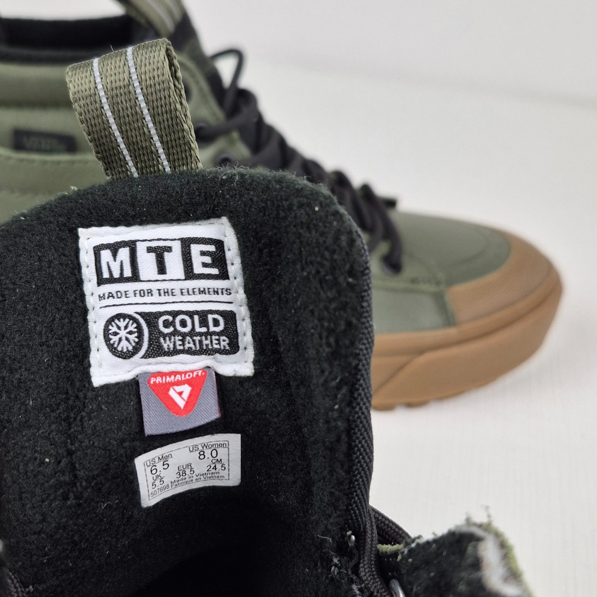 Vans Ultracush Sk-8 Hi MTE Waterproof Shoes Men\'s Size 7.5 Green Gum Insulated Vans MTE Sk8-Hi Waterproof Shoes main image 3
