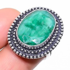 Natural Emerald Gemstone 925 Sterling Silver Ring Size 6 q303