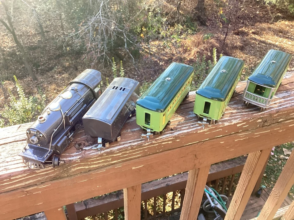 Nice Lionel Prewar Passenger Set 232E from 1937 - 259E, 1689, 607, 607, 608 - Image 4 of 4