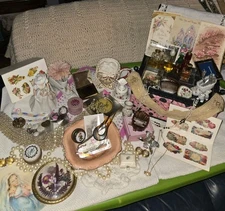 Antique/Vintage Jewelry Collectables & Vanity Collection~Huge Lot W/Sewing Box