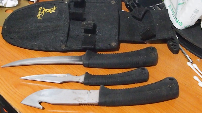 Elk Ridge ER-261 Hunting Knife set, made from 440 stainless steel, rubber handle