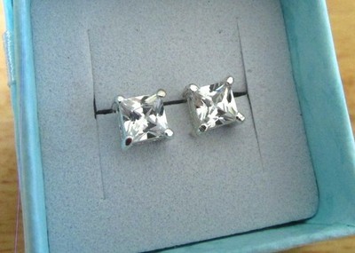 160 cwt. Princess Cut Moissanite Earrings in 925 Sterling Silver