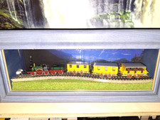 Trix-Express Adler, H0 3-Leiter auch ohne Vitrine-lesen