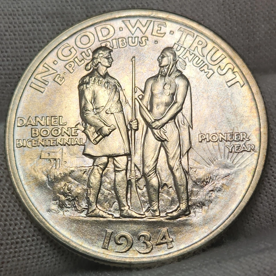 Nicely Toned 1934 Daniel Boone Half Dollar UNC BU 90% Silver Commemorative CHBN1 - Image 3 of 4