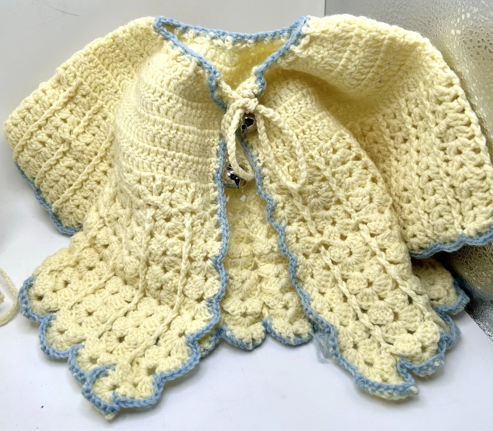 Vtg Baby Knit Outfit 3pc Yellow Blue Sweater Hat Booties 0-12 months Homemade - Image 4 of 4