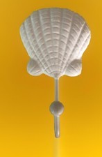 SEASHELL WALL HOOK -6.5  X 4.5  White Iron 12 oz