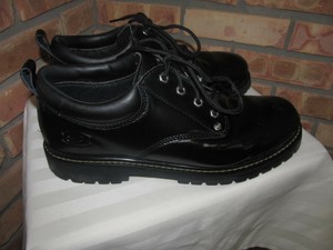 skechers leather upper