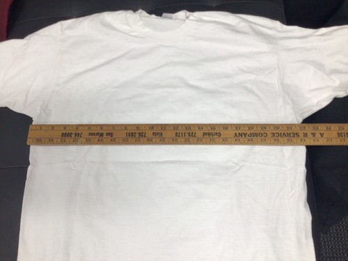 Vtg 1970's 80's SPINNG BOARDS Bud Browne Surf Film Poster GRIFFIN Art T-Shirt - Picture 4 of 7