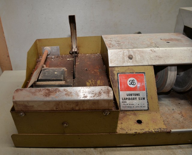 Lortone Lapidary Model LU6 combination grinding polishing stone saw